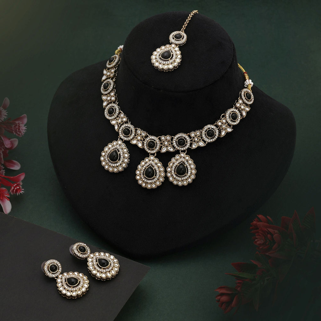 Stunning Black Color Kundan Necklace Set With Antique Finish For Party Outfits