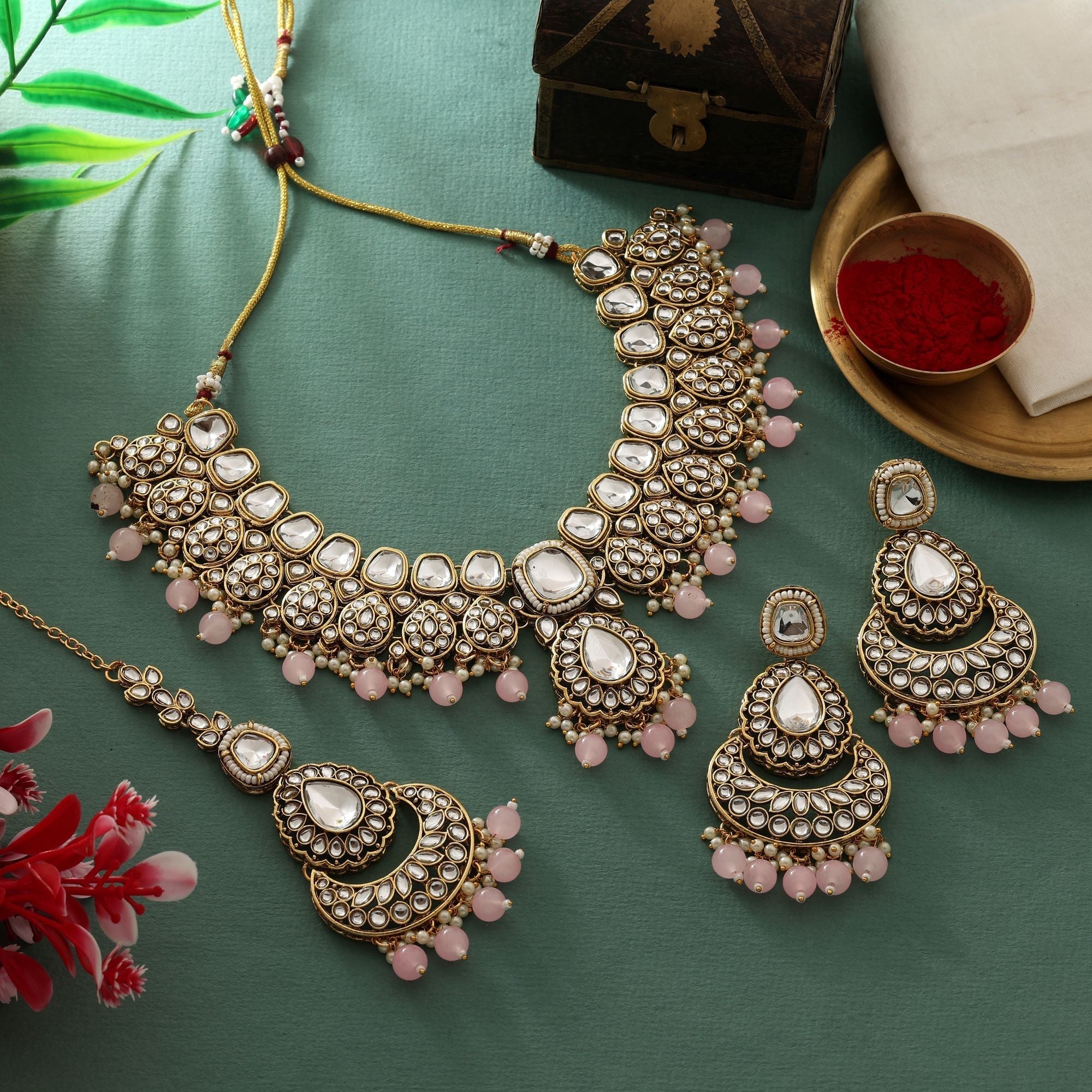 Chic Pink Color Kundan Necklace Set