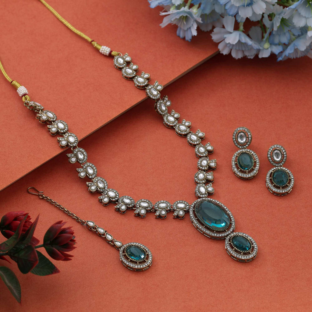 Fresh Light Green Color Kundan Necklace Set Ideal For Graceful And Refreshing Ethnic Looks