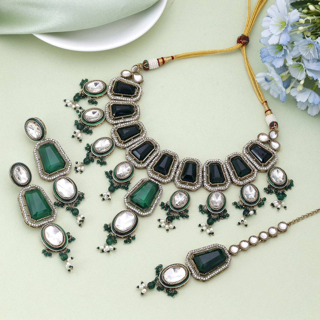 Green Color Kundan Necklace Set Featuring Premium Finish For Ethnic Fashion