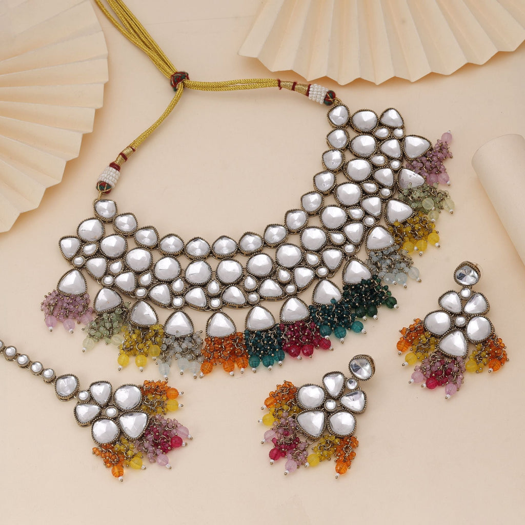 Multi Color Kundan Necklace Set Designed For Grand Wedding Celebrations