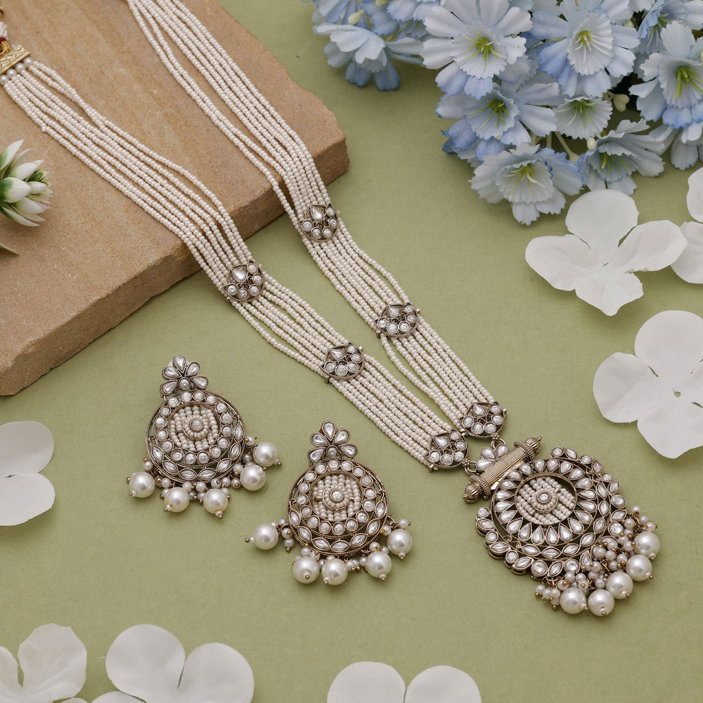 White Ethnic Kundan Necklace Set
