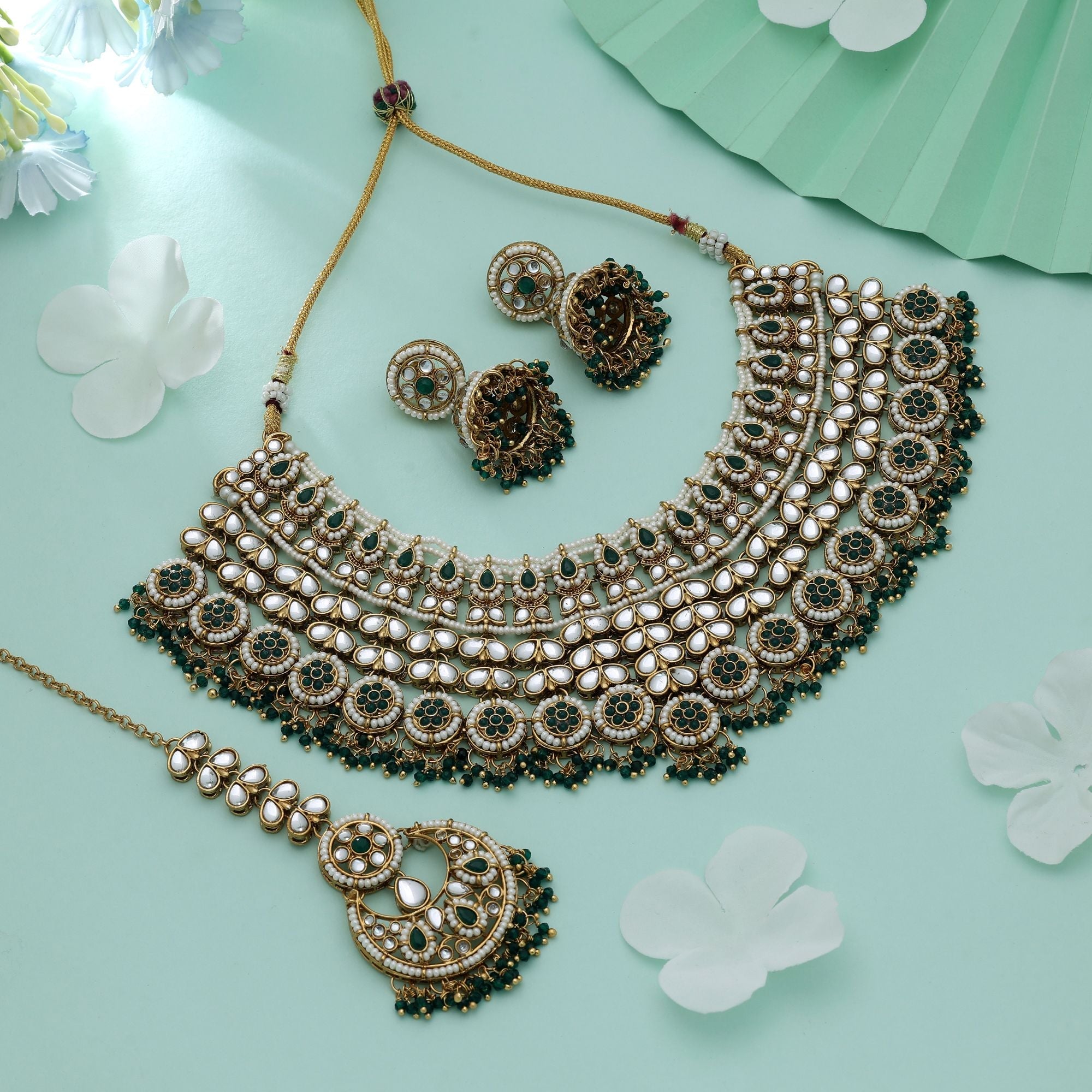 Green Color Kundan Necklace Set