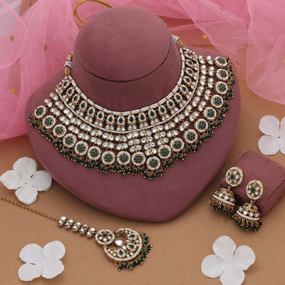 Green Color Kundan Necklace Set