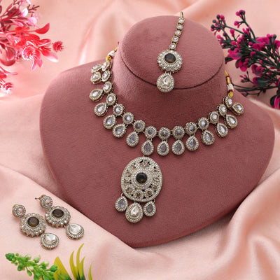 Mehandi Green Color Kundan Necklace Set Bridal Style