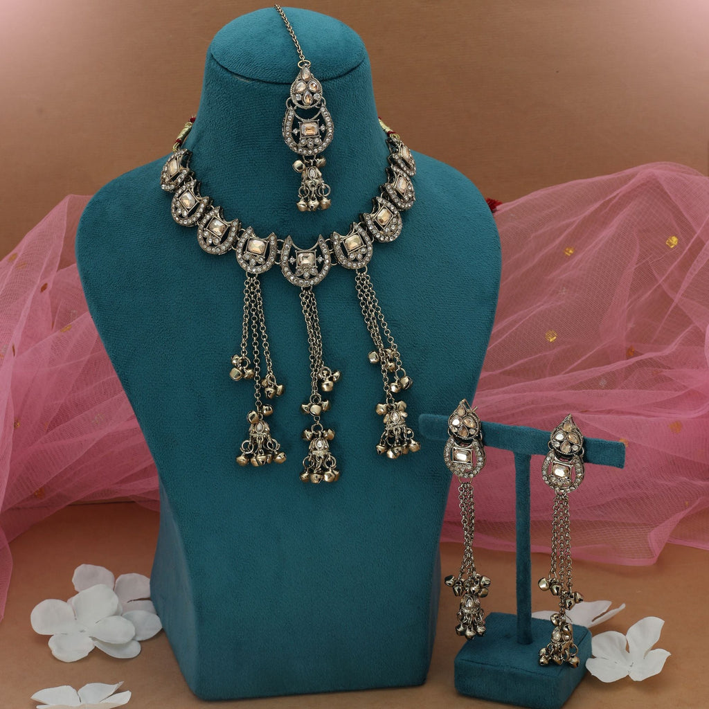Gold Color Kundan Necklace Set