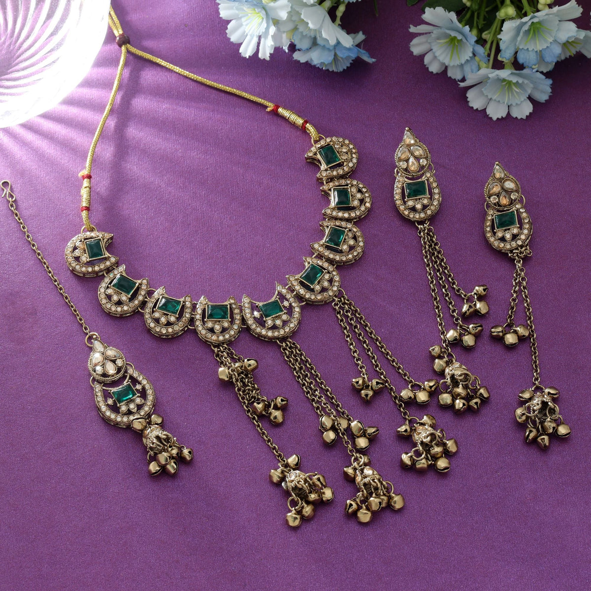 Green Color Kundan Necklace Set