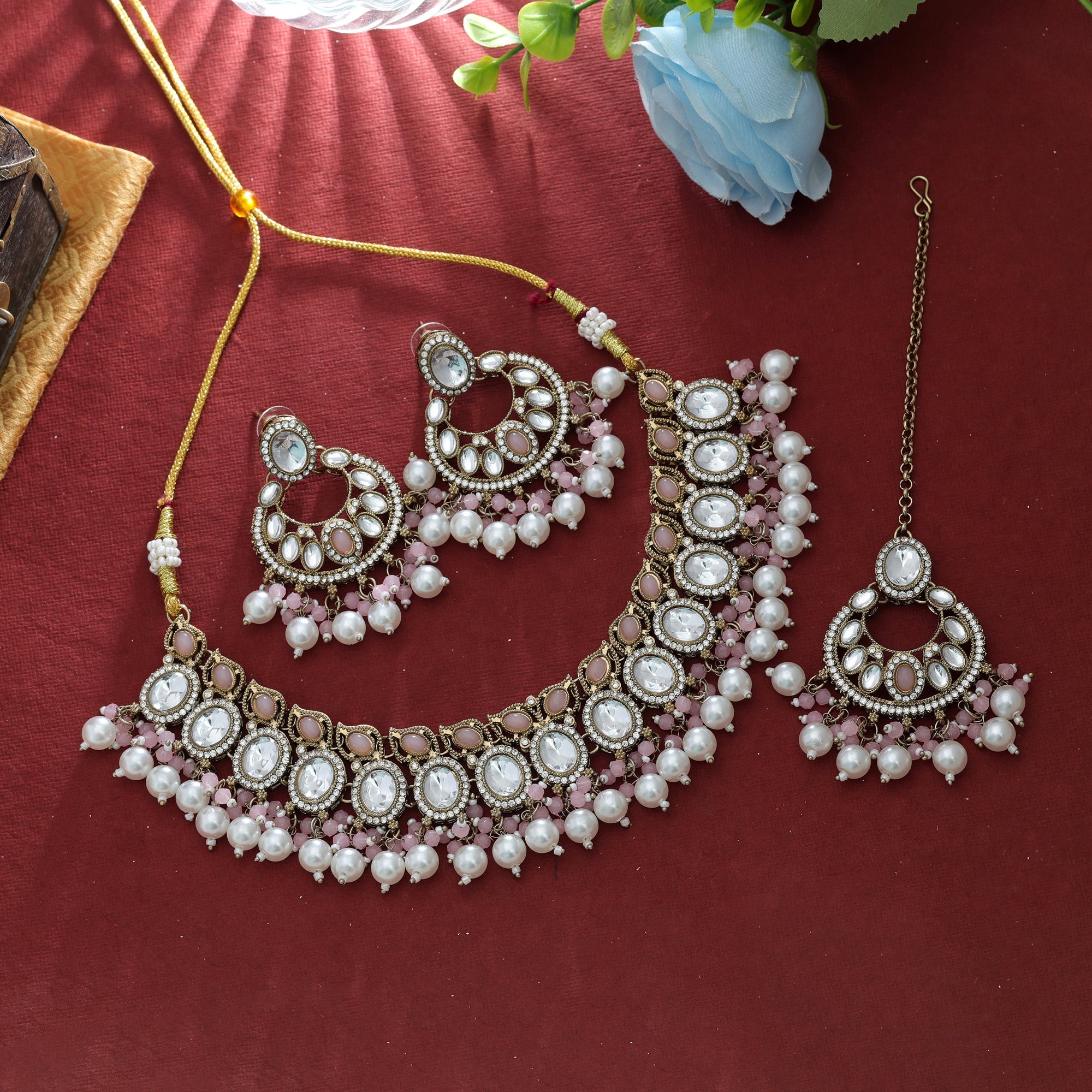 Delicate Light Pink Kundan Necklace Set