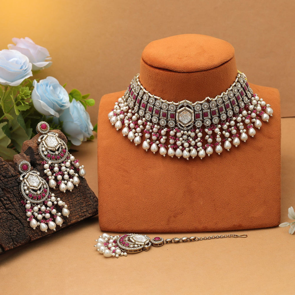 Royal Rani Choker Kundan Necklace Set