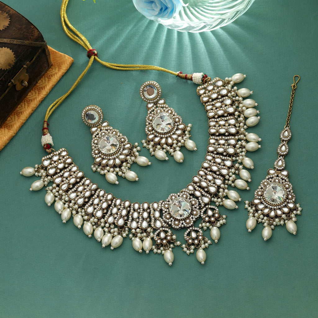 Classic White Kundan Necklace Set