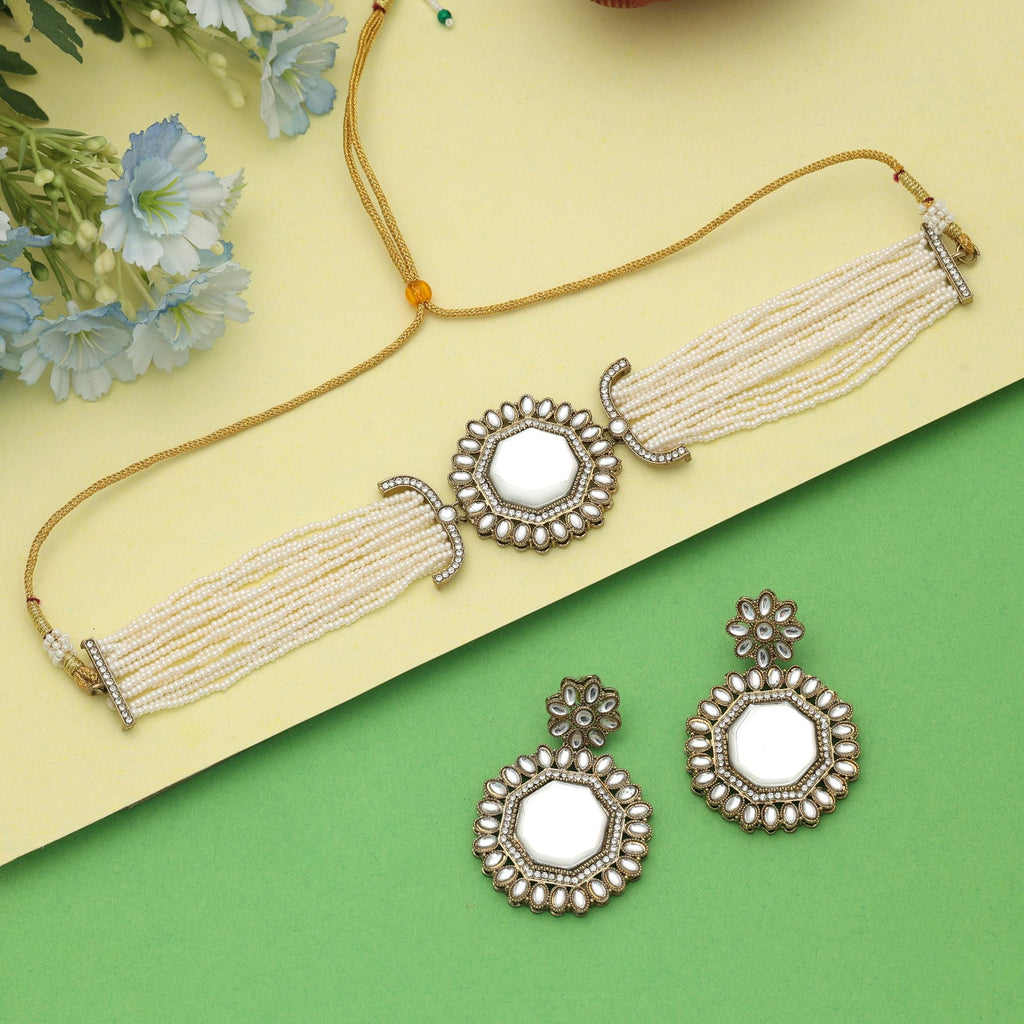 Chic White Choker Kundan Necklace Set