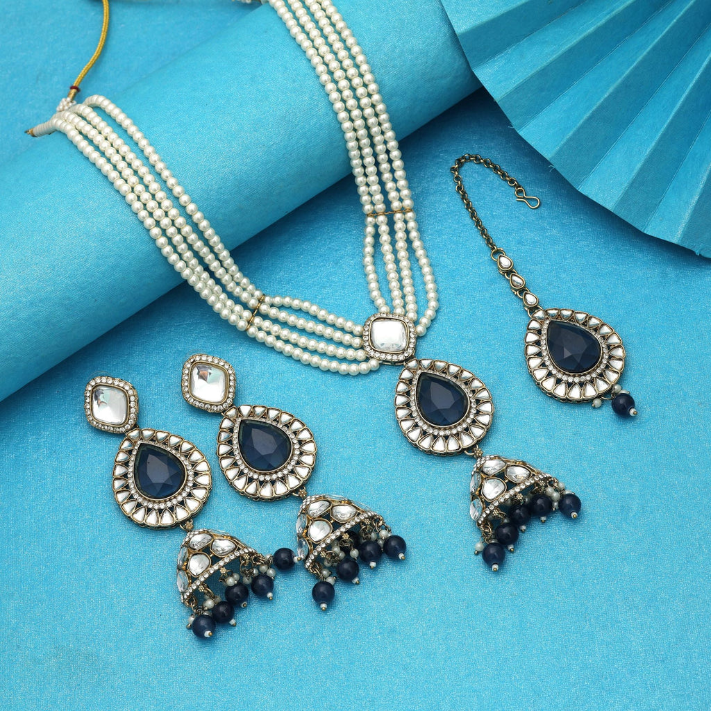 Stylish Blue Kundan Necklace Set