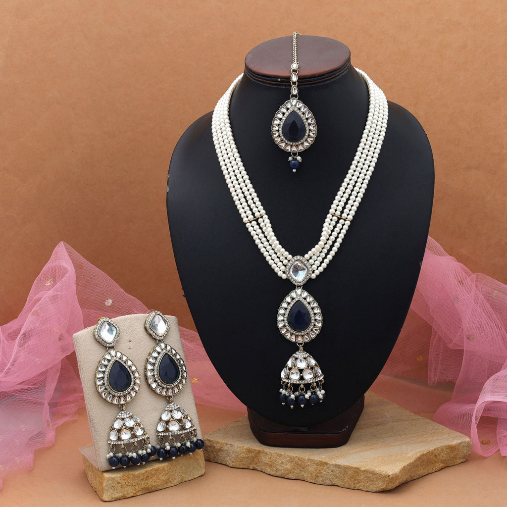 Stylish Blue Kundan Necklace Set