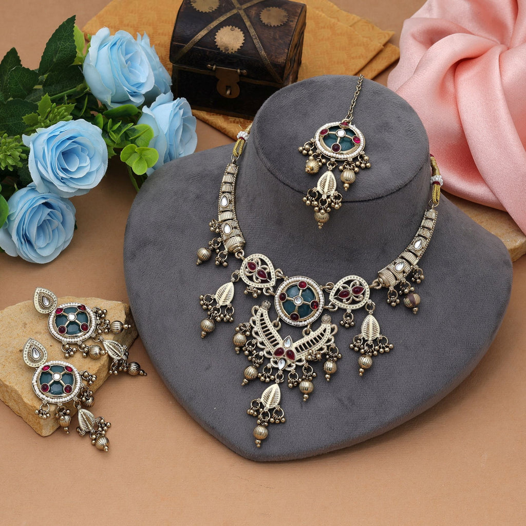 Royal Rani Green Kundan Necklace Set