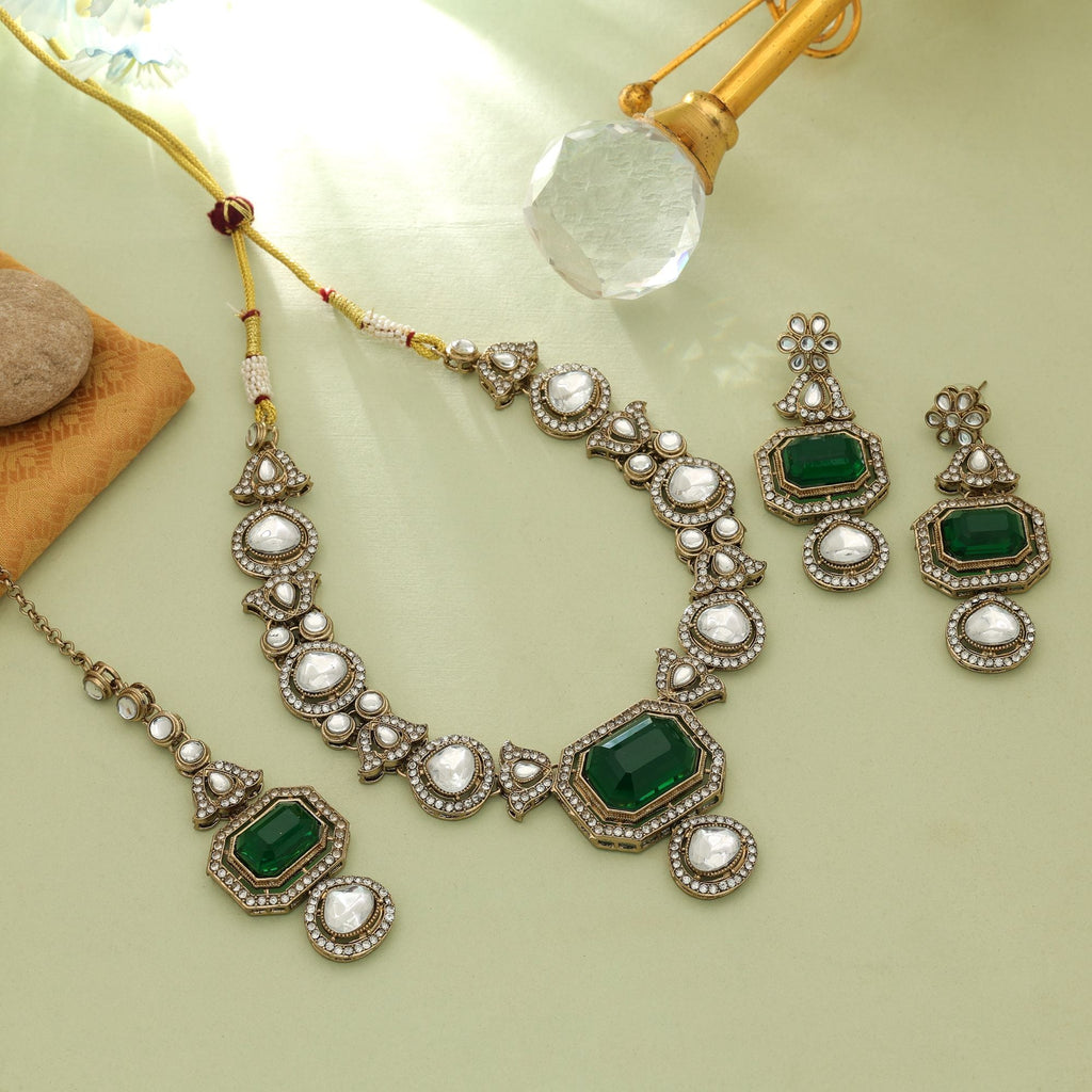 Green Color Kundan Necklace Set Traditional Party Wear
