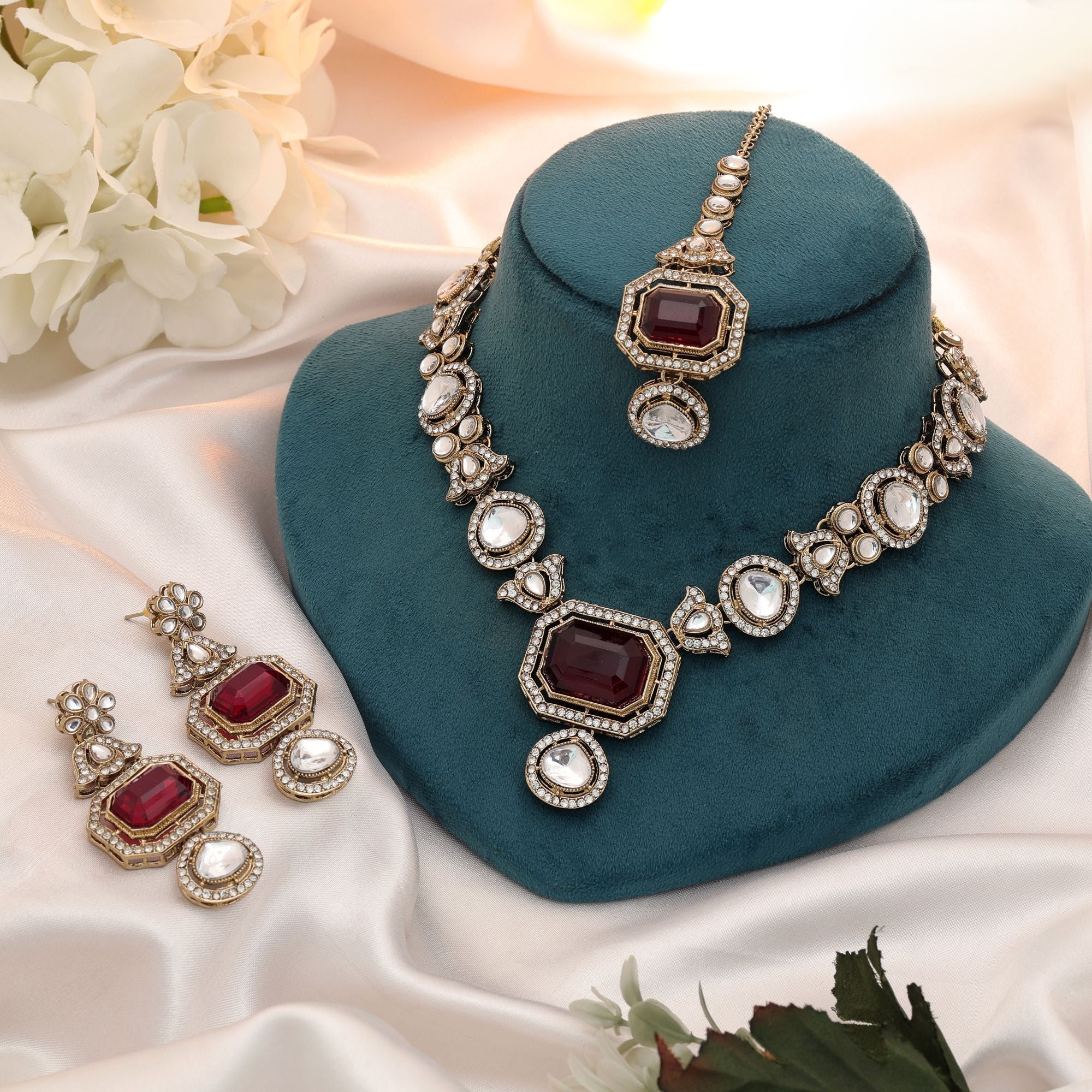Red Color Kundan Necklace Set Royal Bridal Jewelry