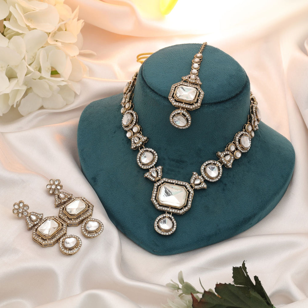 White Color Kundan Necklace Set Ethnic Wedding Style