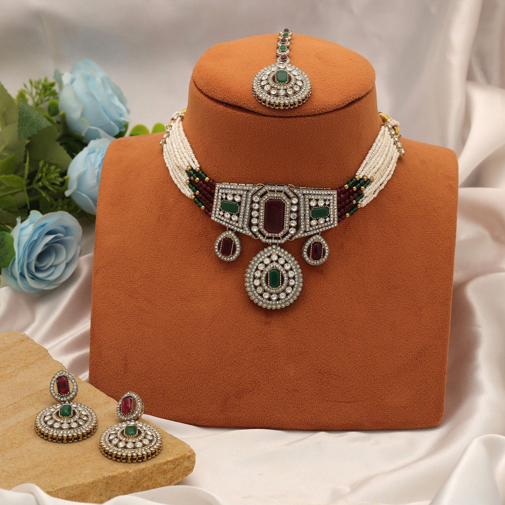 Maroon & Green Color Choker Kundan Necklace Set
