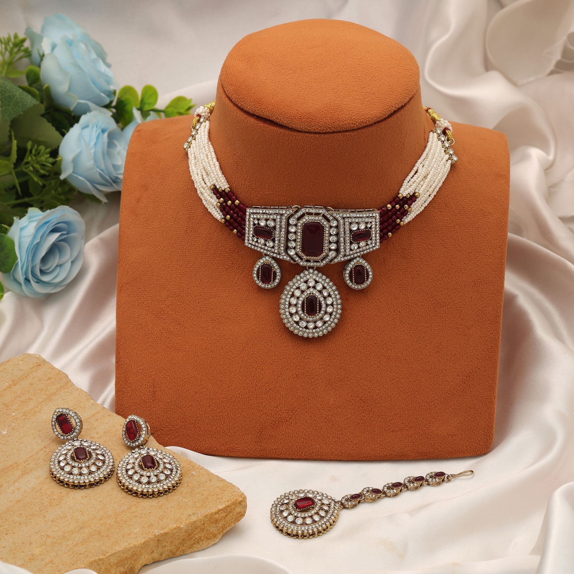 Maroon Color Choker Kundan Necklace Set