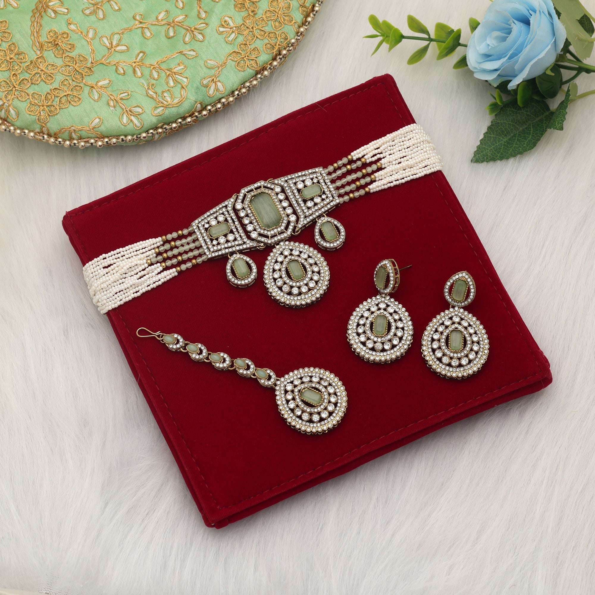 Pista Green Color Choker Kundan Necklace Set