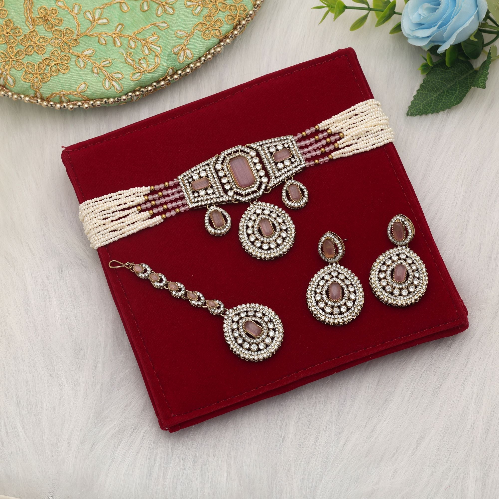 Light Pink Color Kundan Necklace Set