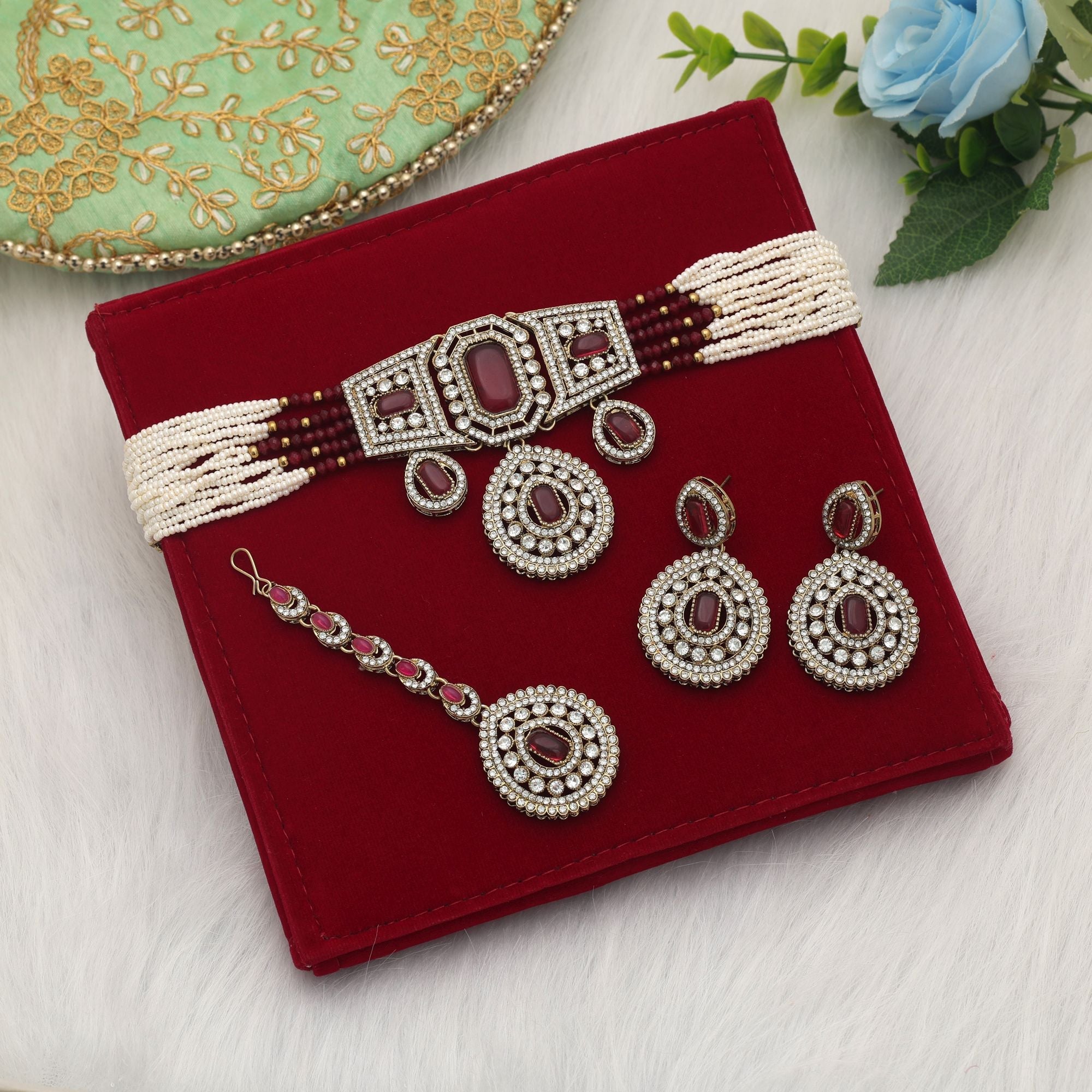 Rani Color Choker Kundan Necklace Set