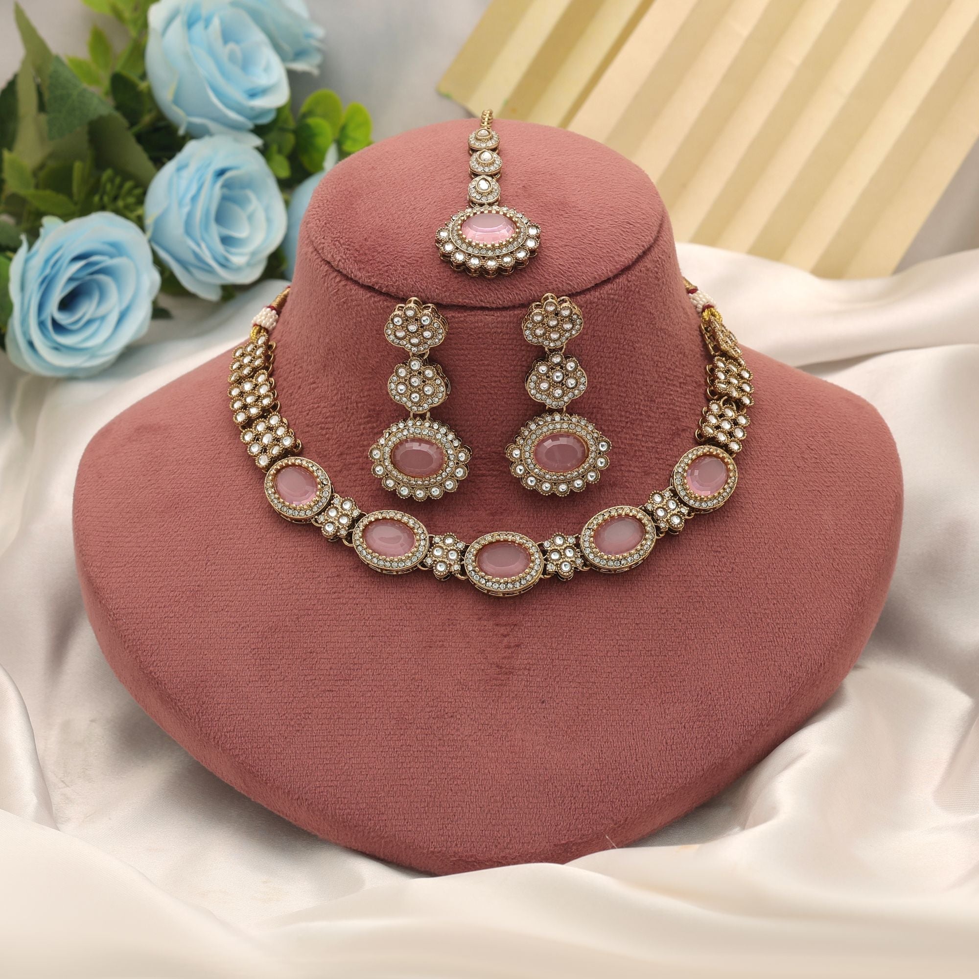 Light Pink Color Kundan Necklace Set