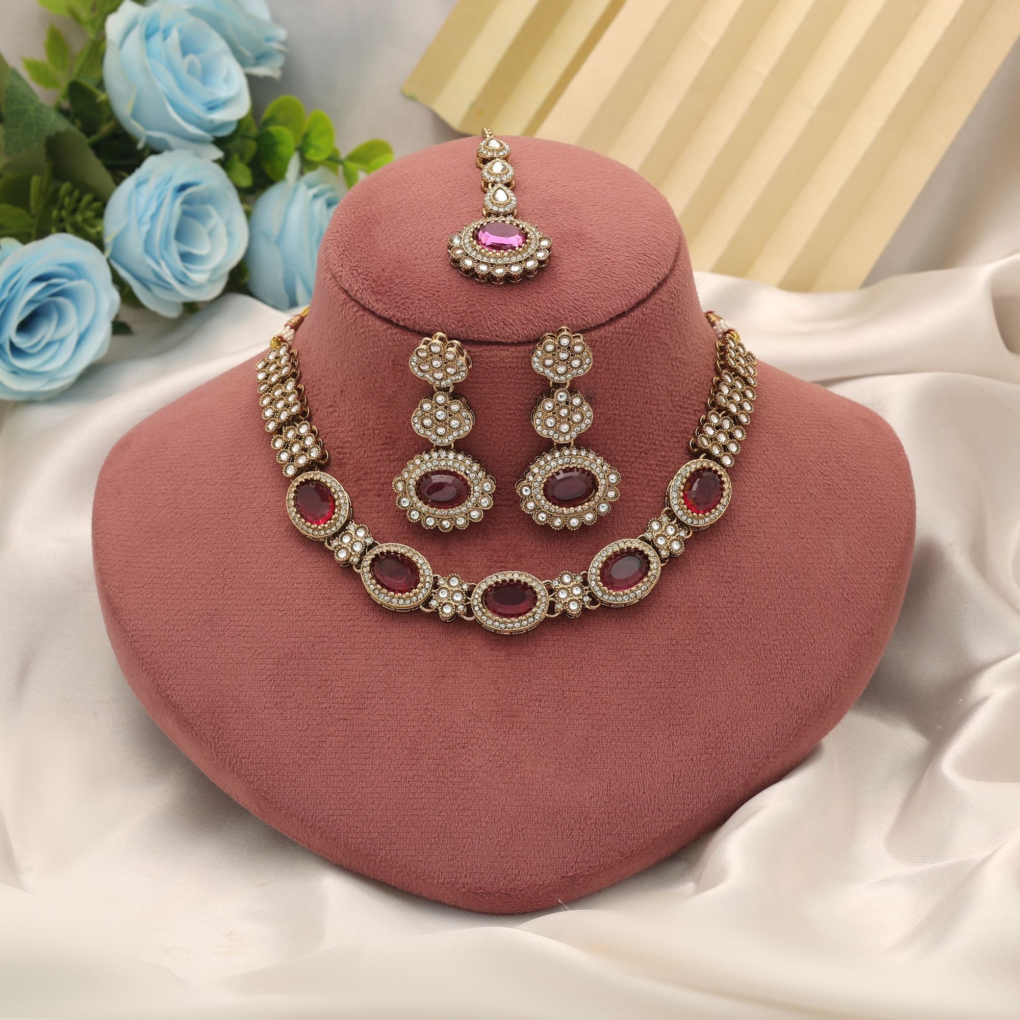 Magenta Color Kundan Necklace Set