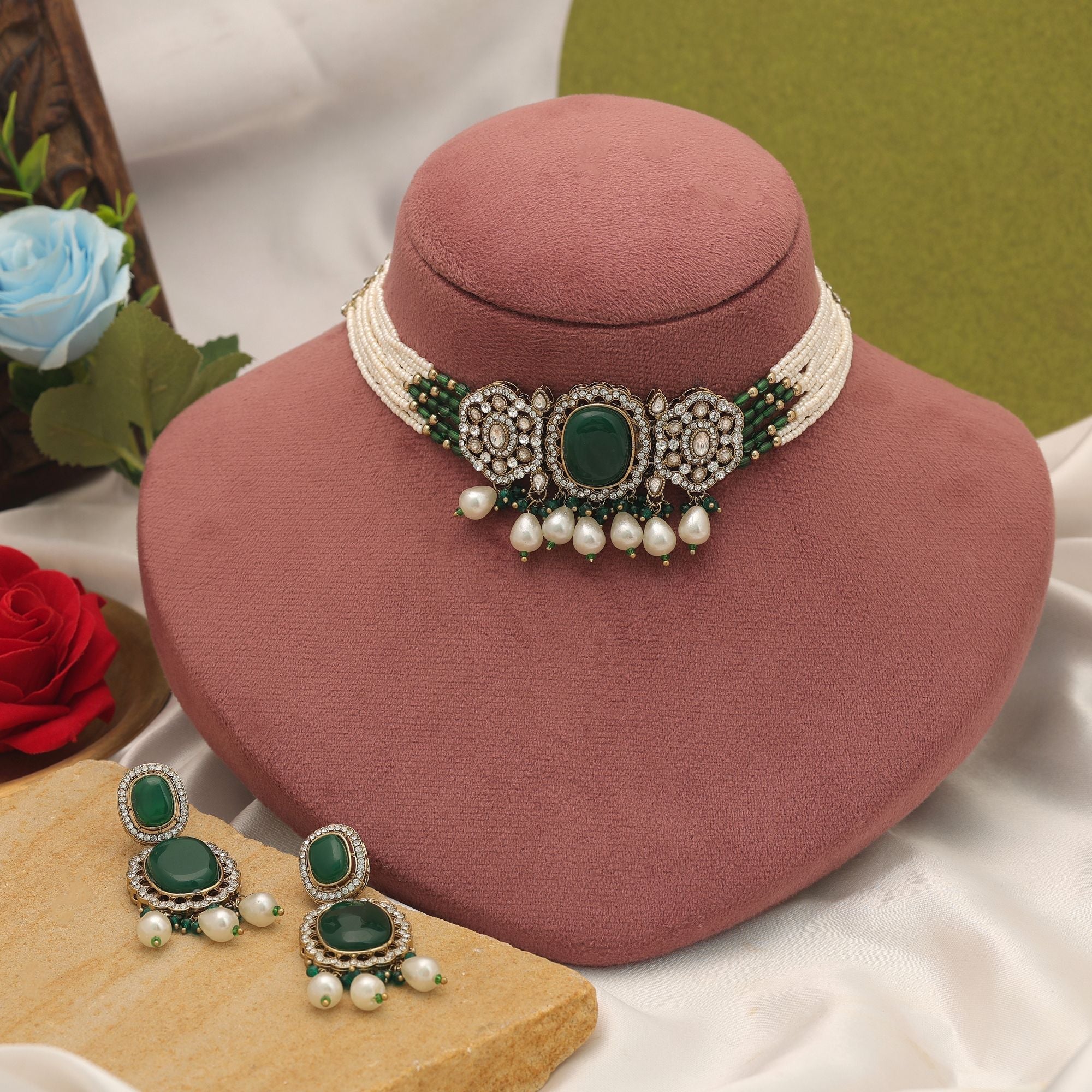 Green Color Choker Kundan Necklace Set
