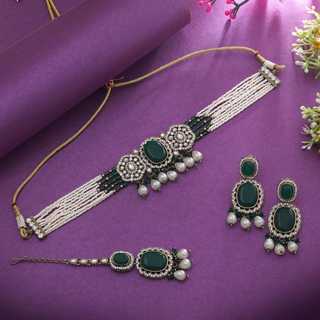 Green Color Choker Kundan Necklace Set