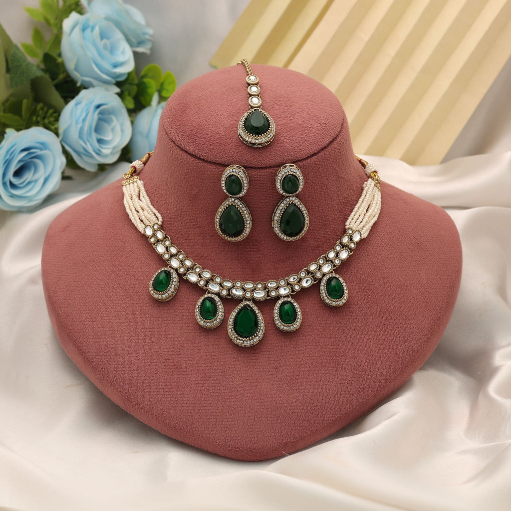 Green Color Kundan Necklace Set