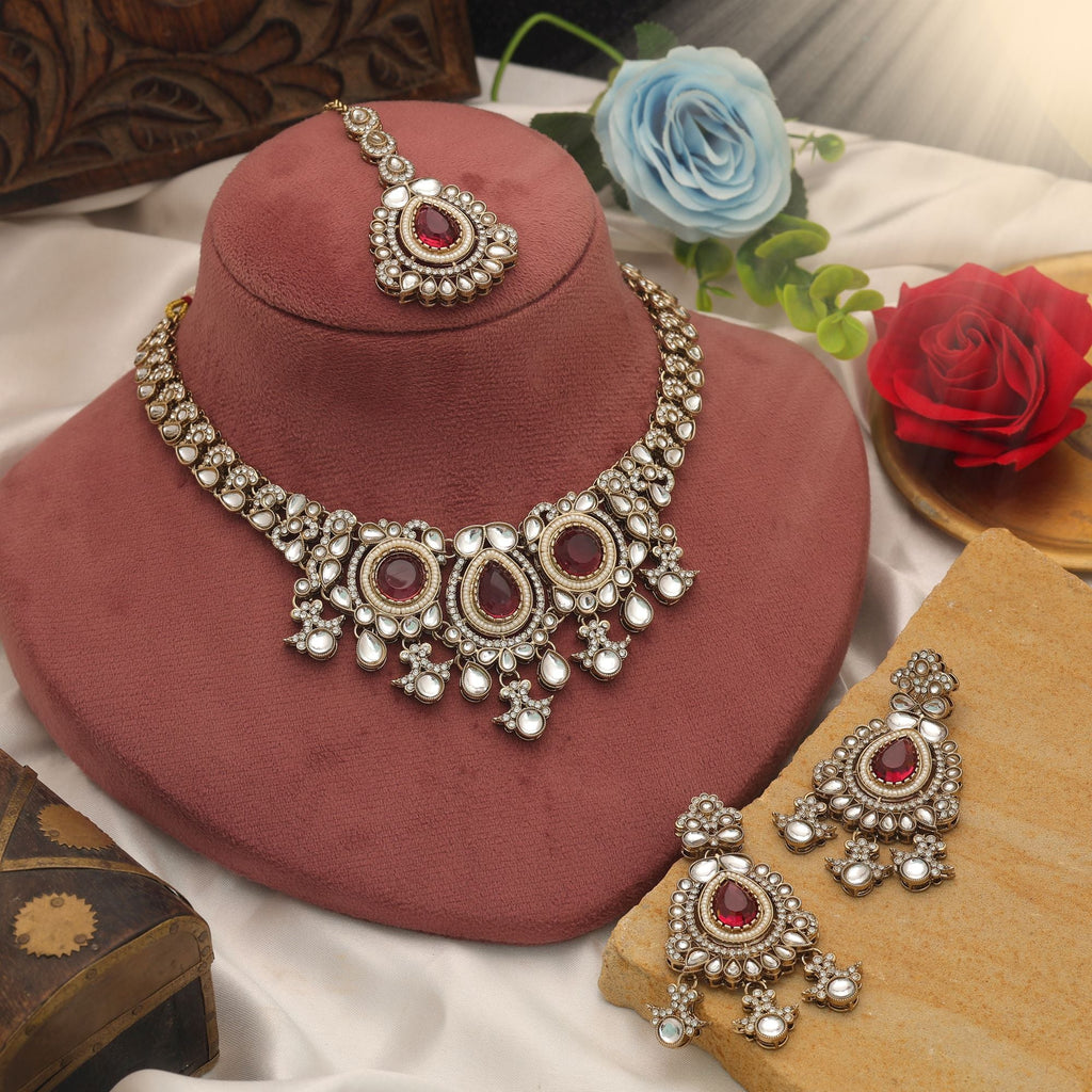 Magenta Color Kundan Necklace Set