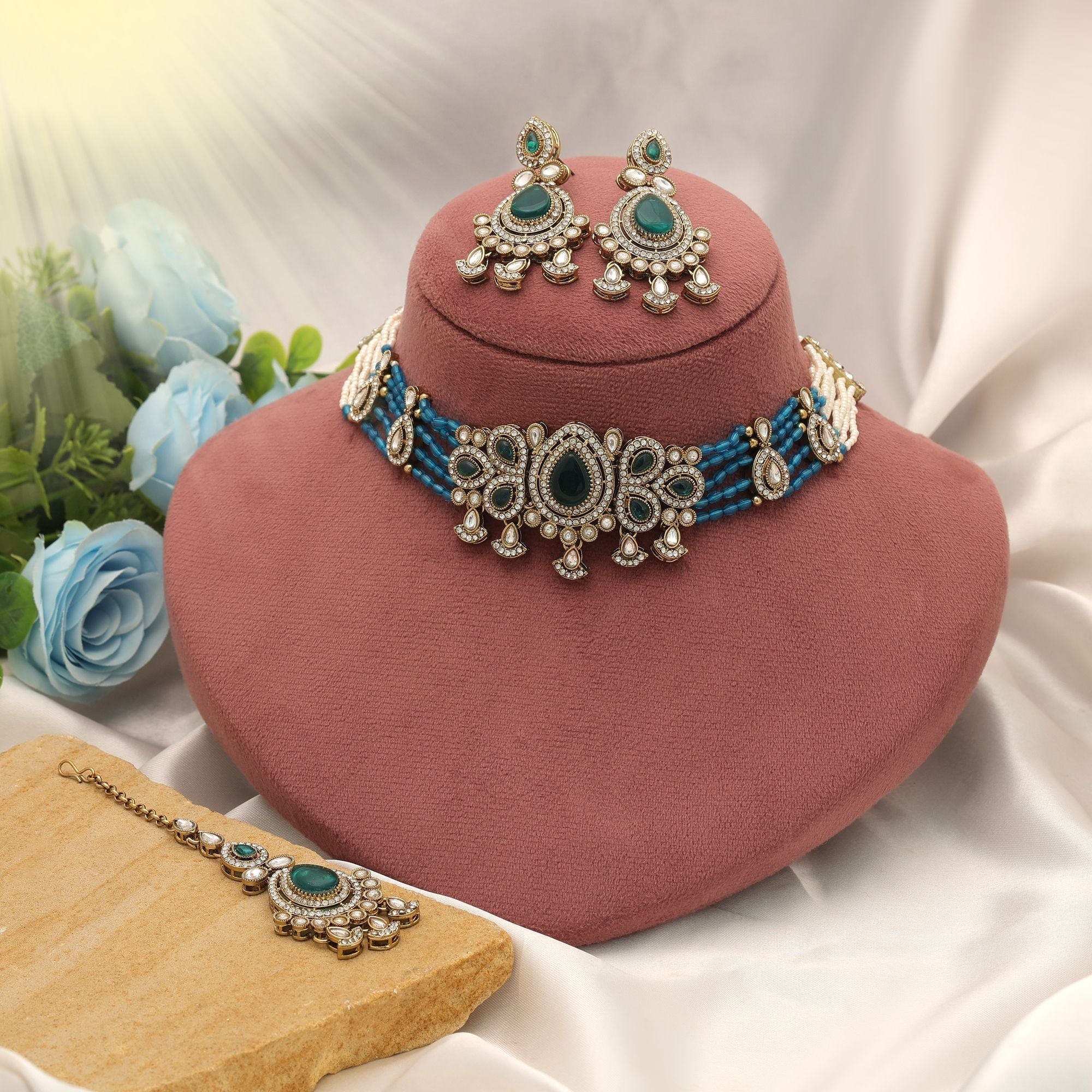 Firozi Color Choker Kundan Necklace Set