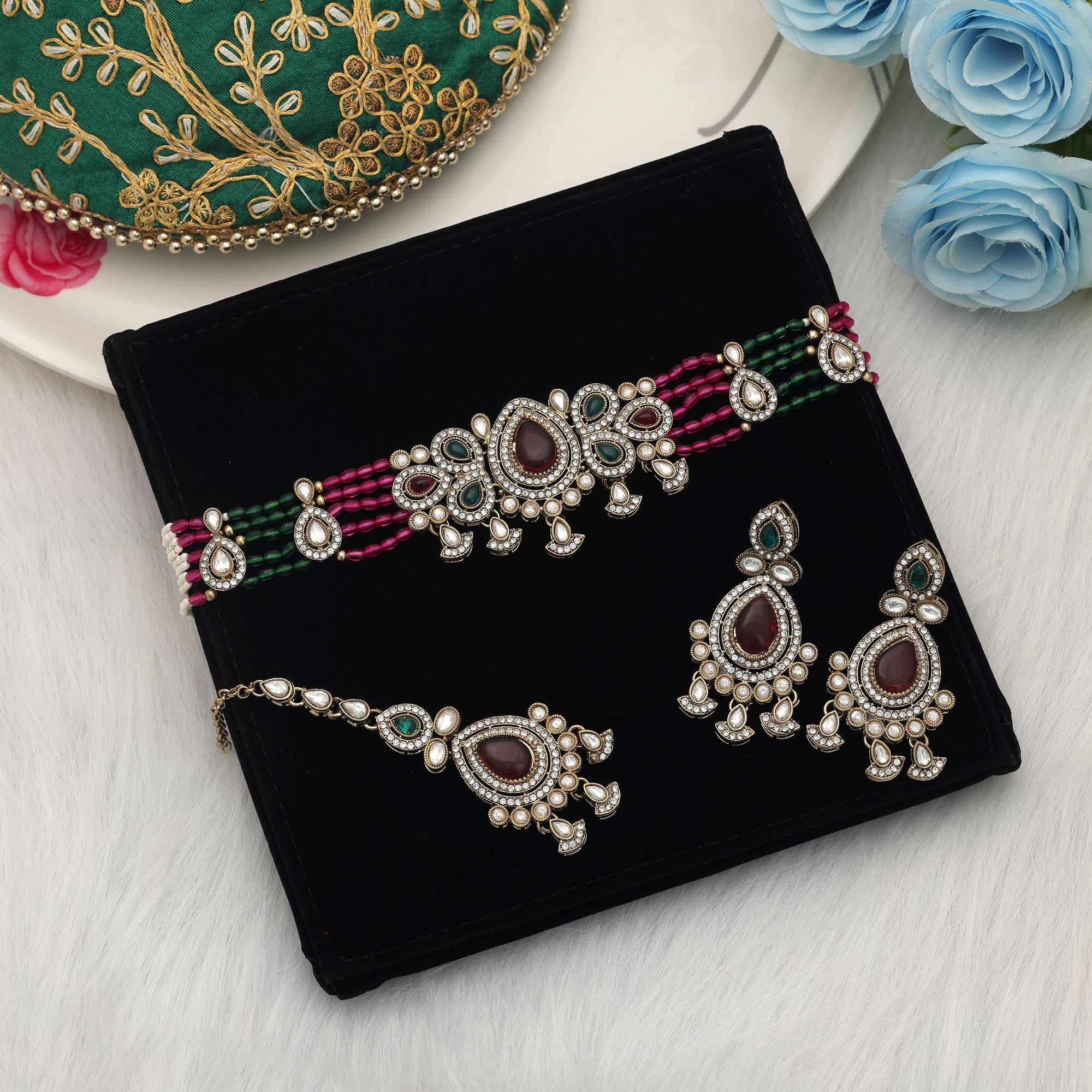 Multi Color Choker Kundan Necklace Set