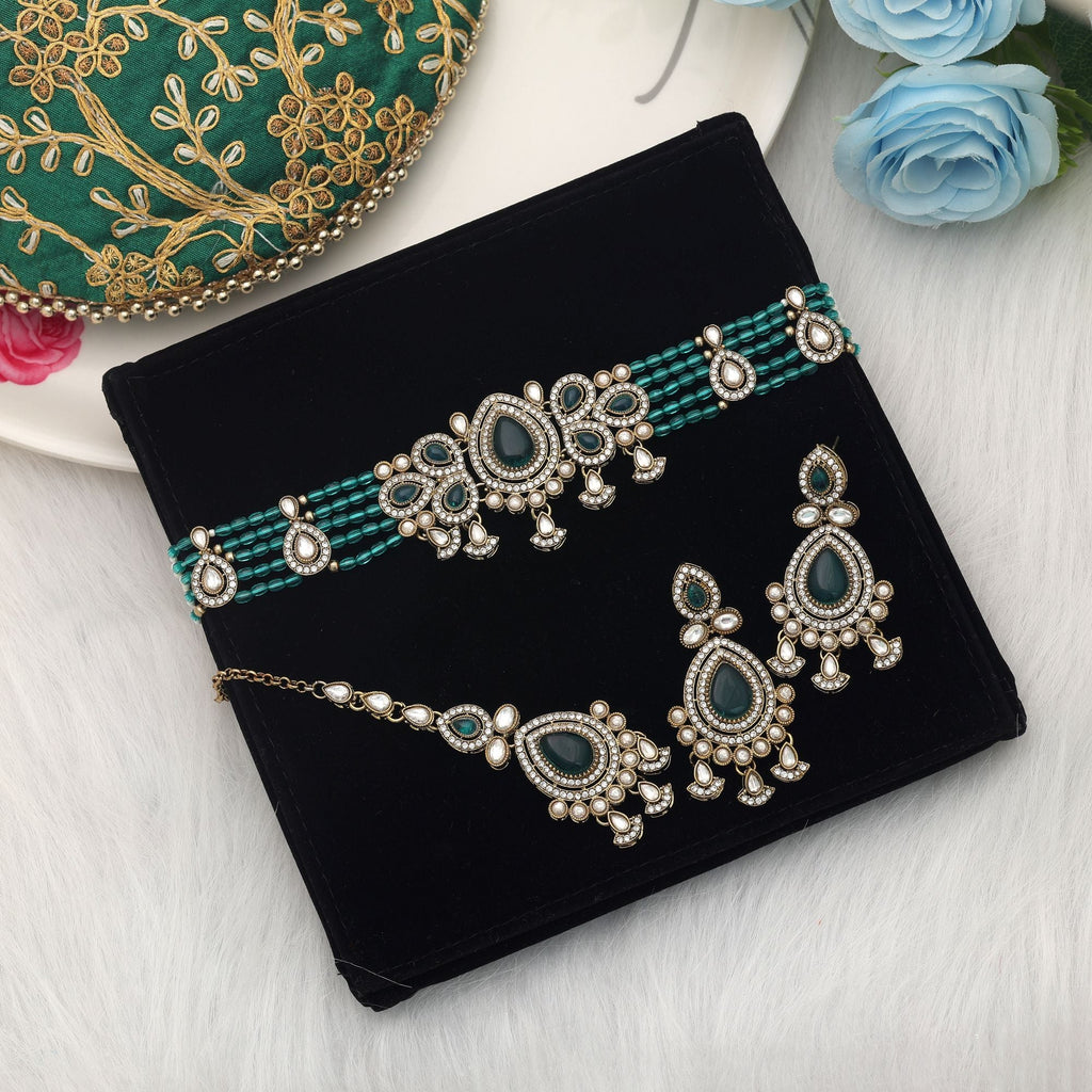 Rama Green Color Choker Kundan Necklace Set