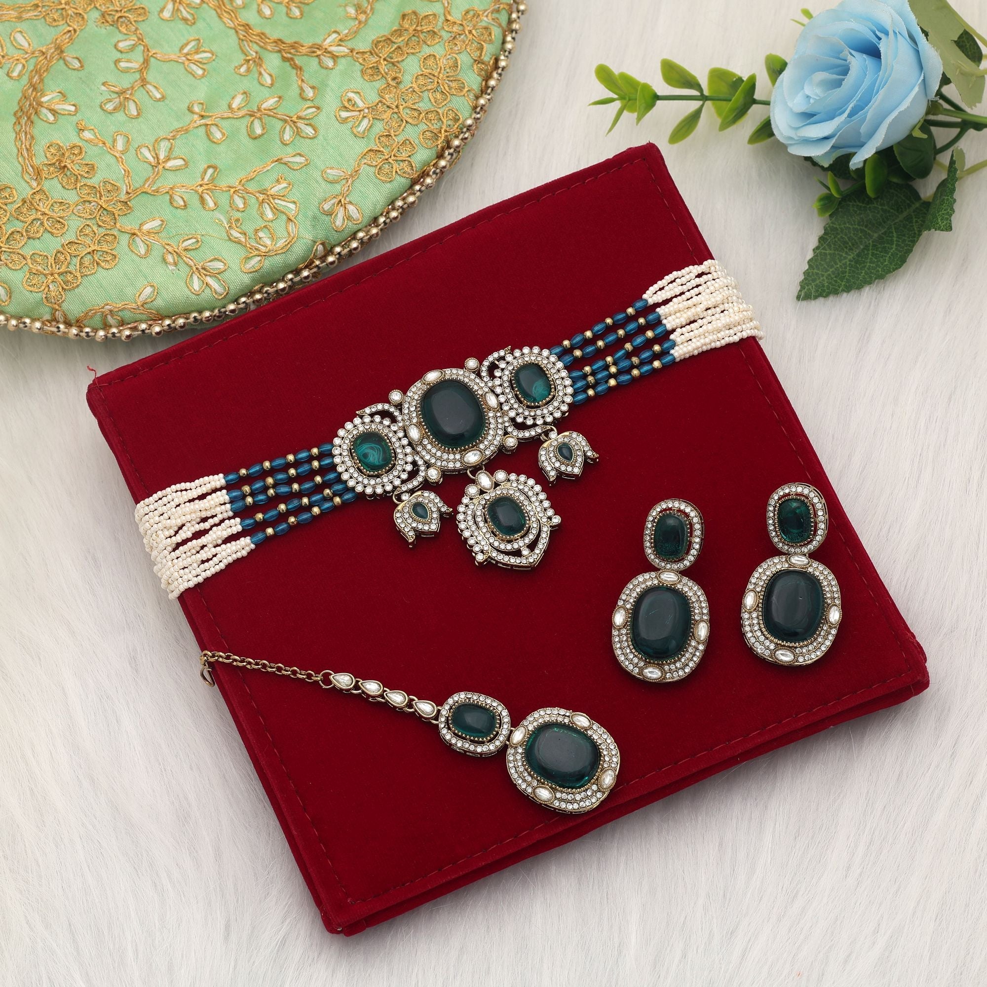 Firozi Color Choker Kundan Necklace Set