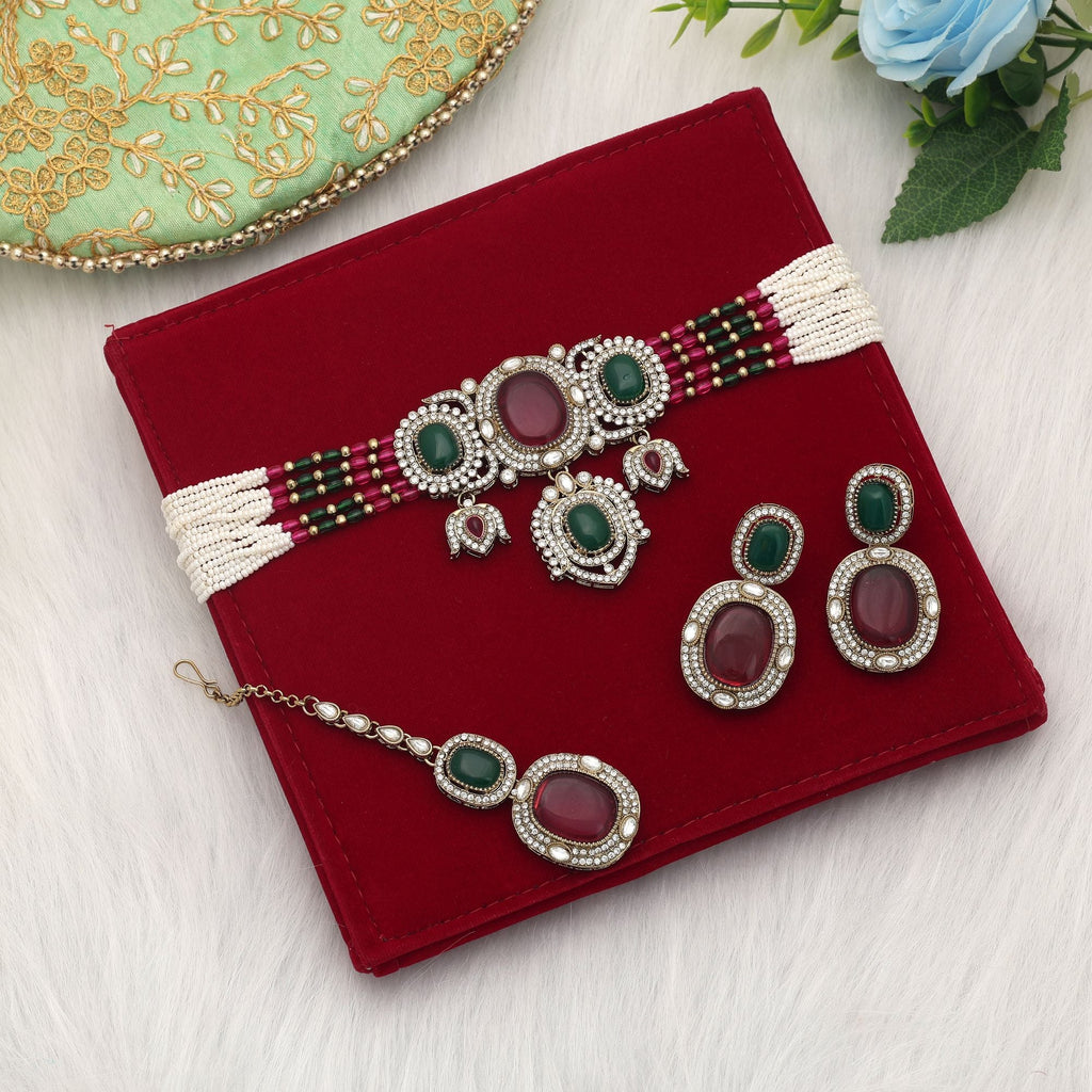 Rani & Green Color Choker Kundan Necklace Set