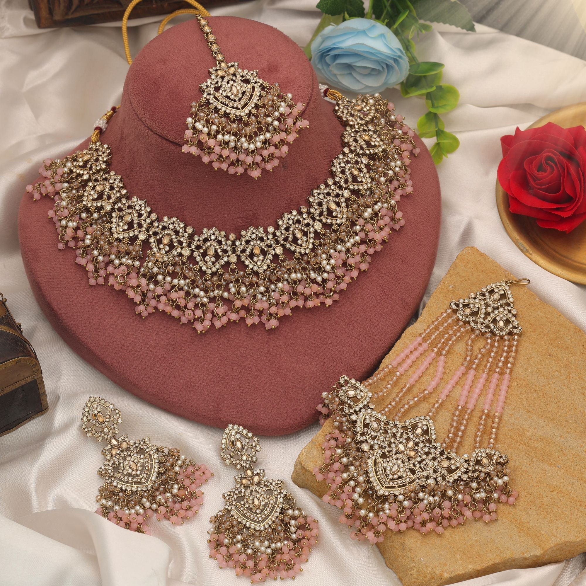 Light Pink Color Kundan Necklace Set