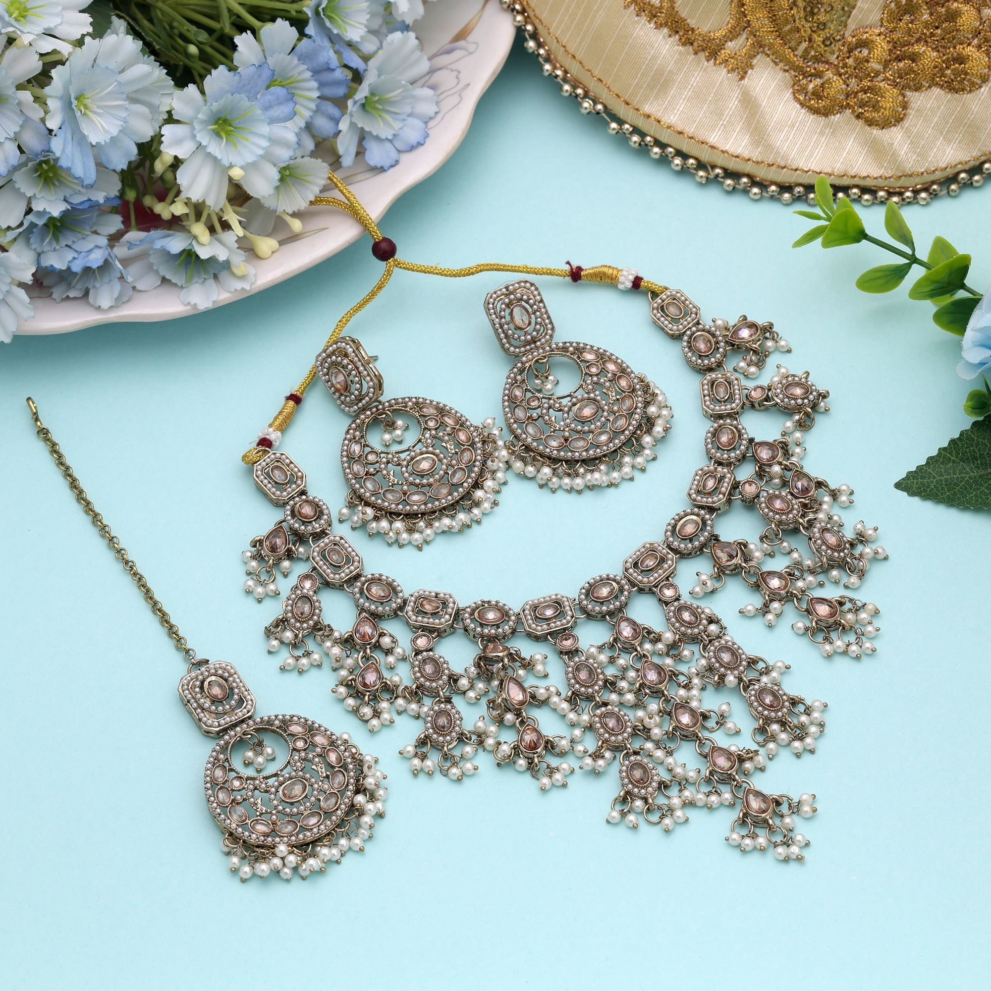 Gold Color Royal Kundan Necklace Set