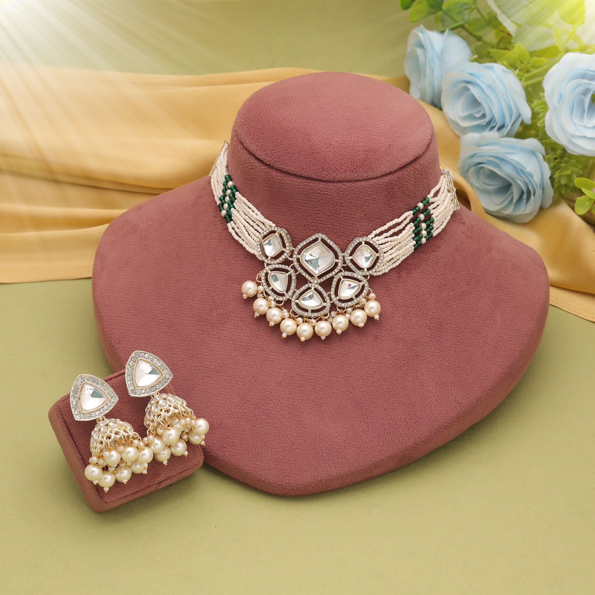 White Color Choker Kundan Necklace Set