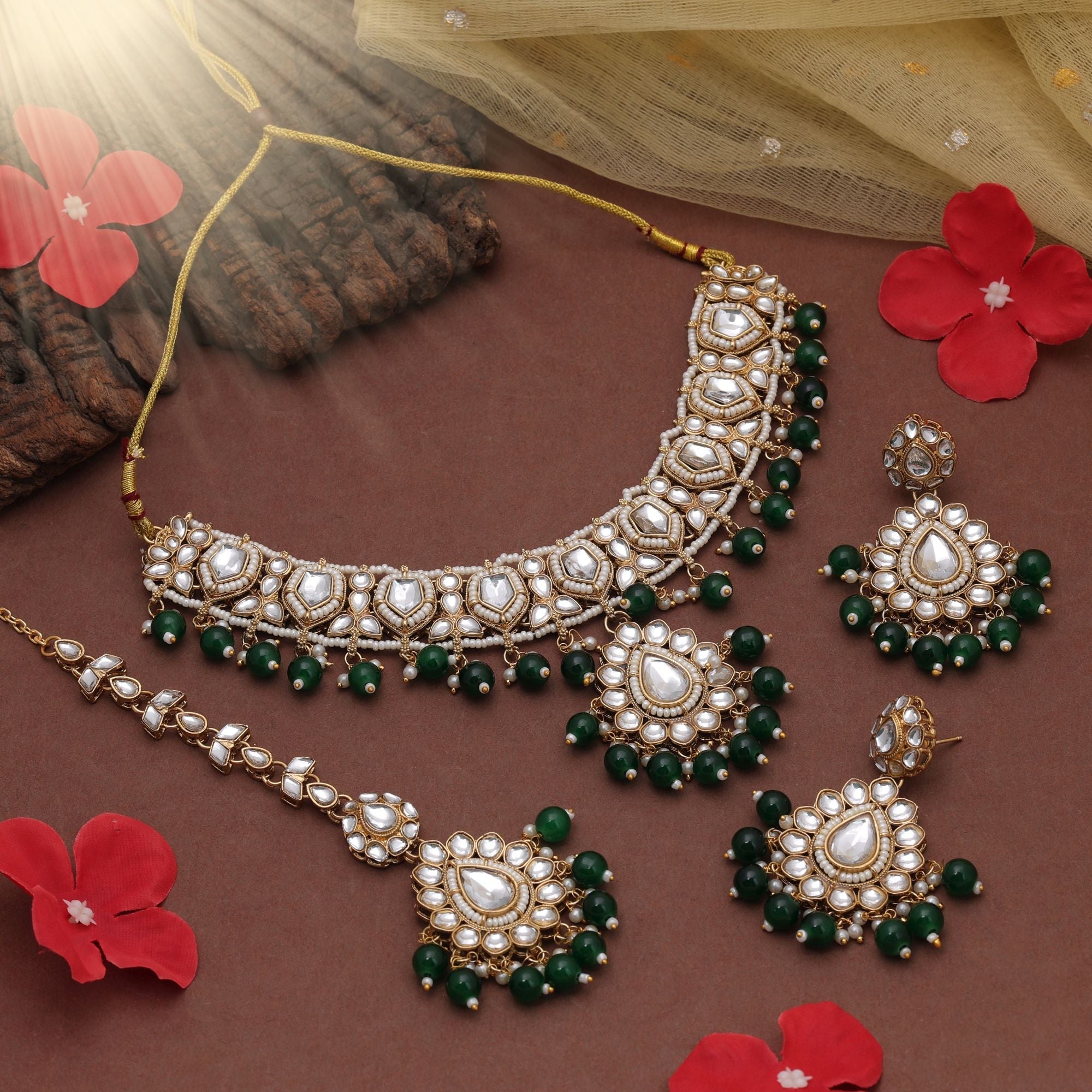 Green Color Festive Kundan Necklace Set
