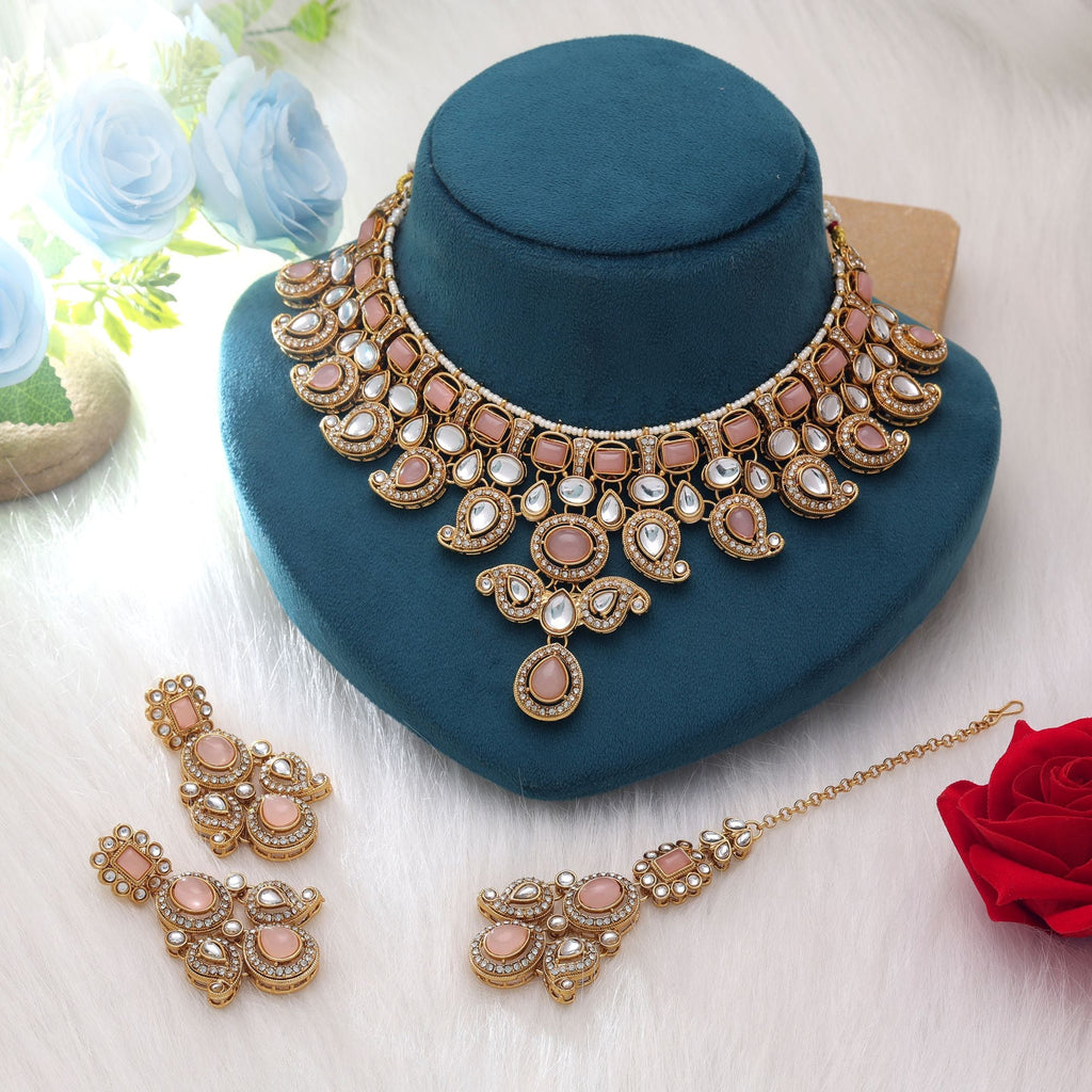 Graceful Light Pink Kundan Necklace Set