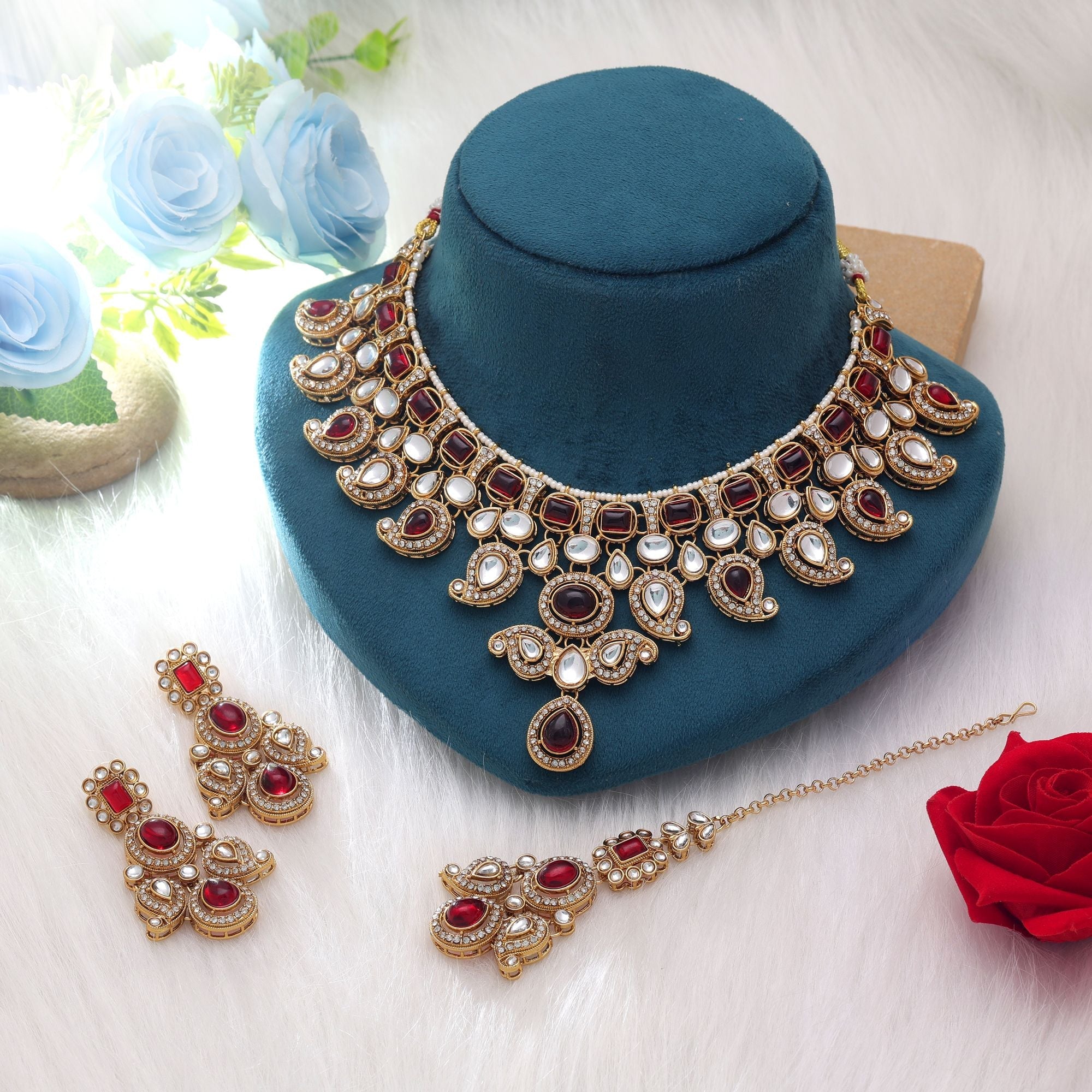 Stunning Red Kundan Necklace Set