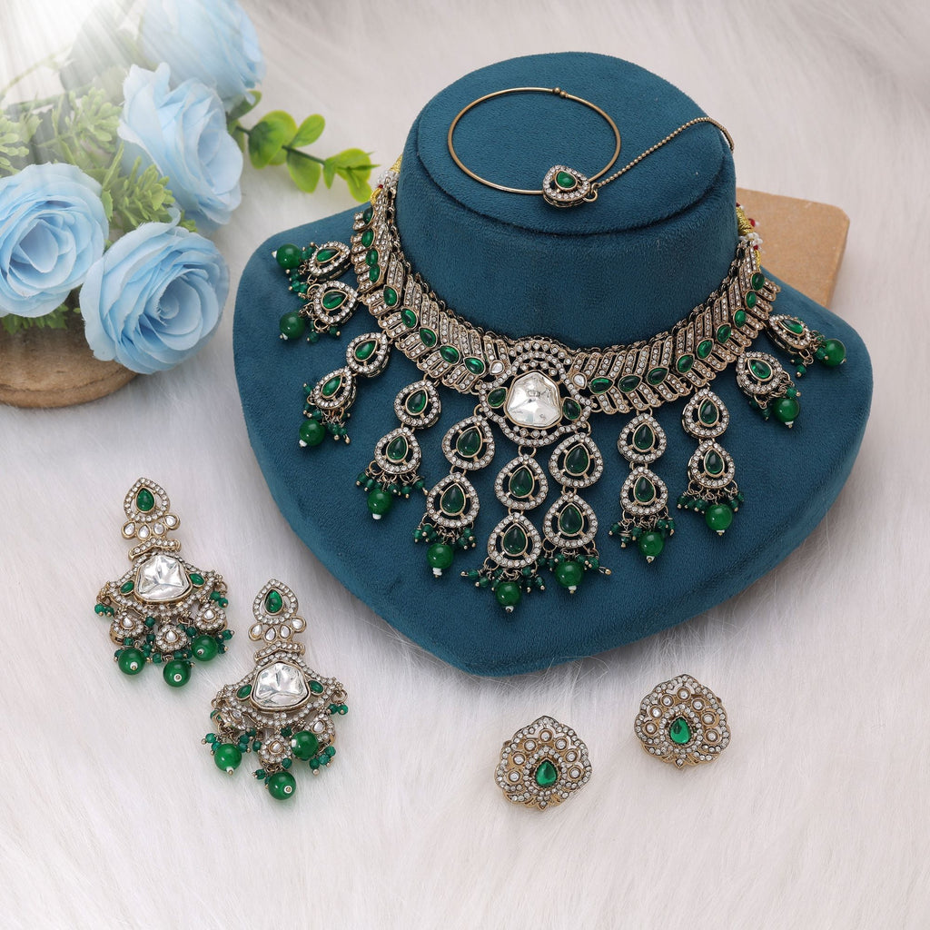 Exquisite Green Kundan Necklace Set
