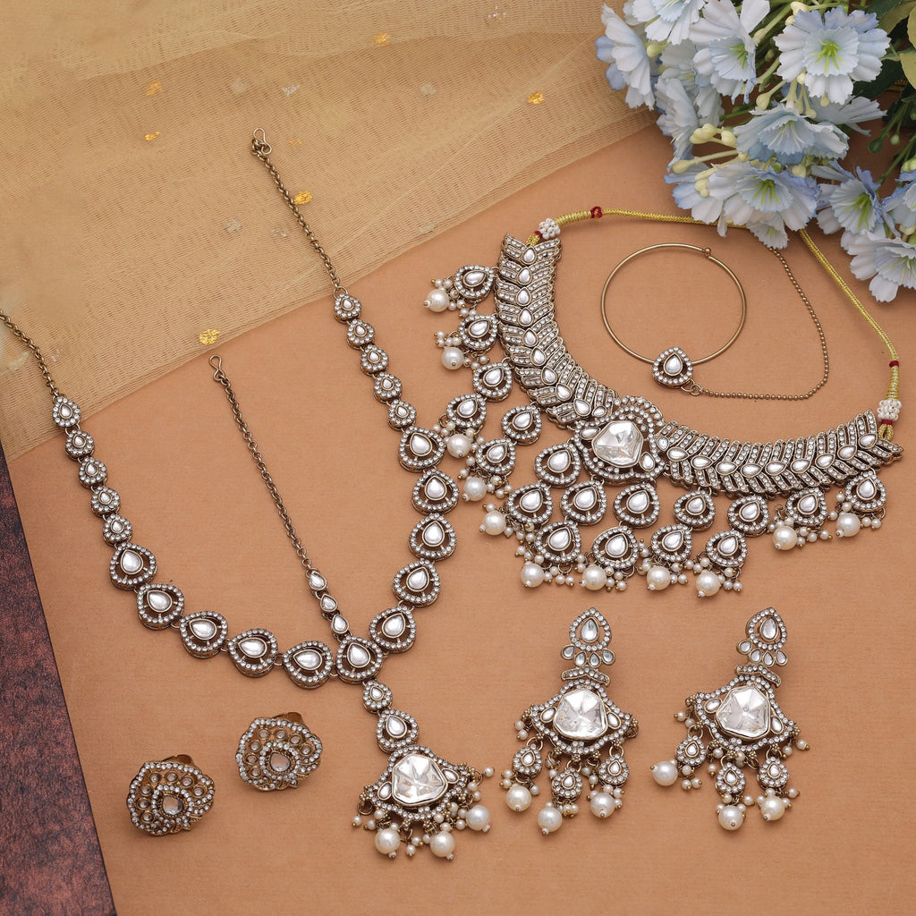 Luxury White Kundan Necklace Set