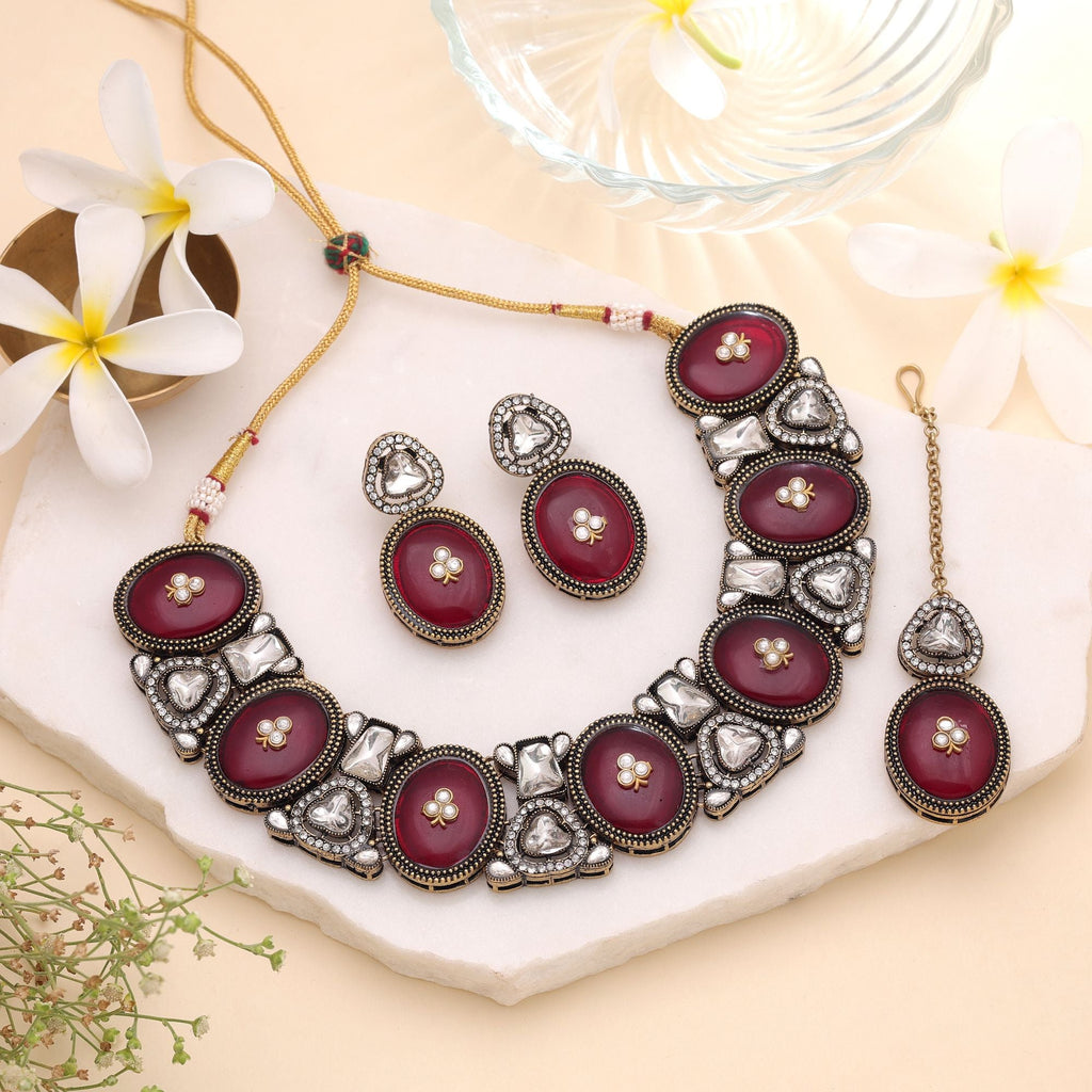 Maroon Color Traditional Kundan Jewellery Set
