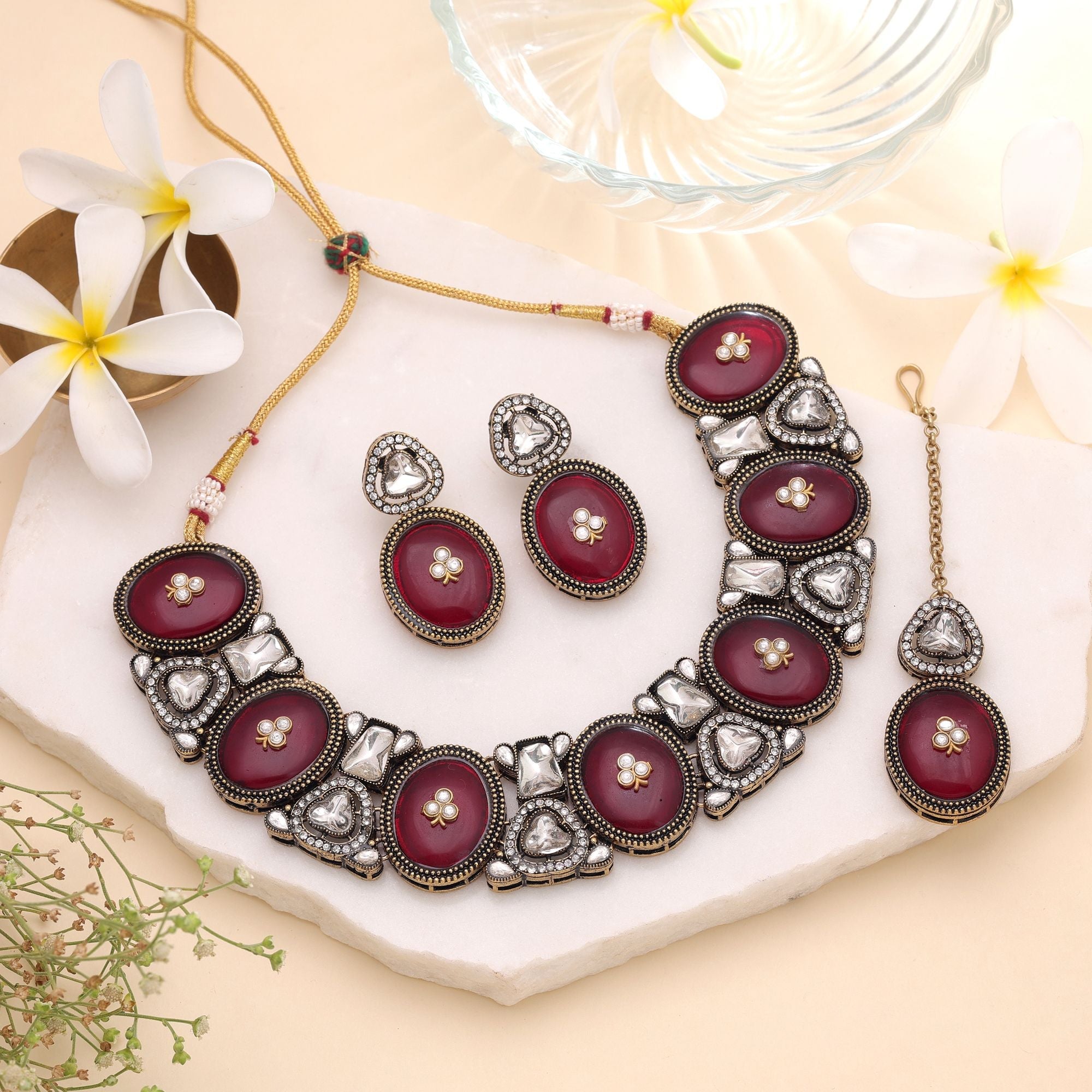 Maroon Color Traditional Kundan Jewellery Set