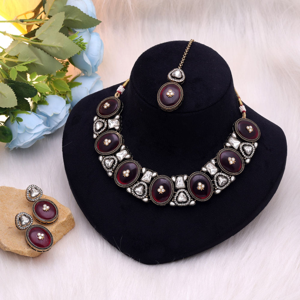 Maroon Color Traditional Kundan Jewellery Set