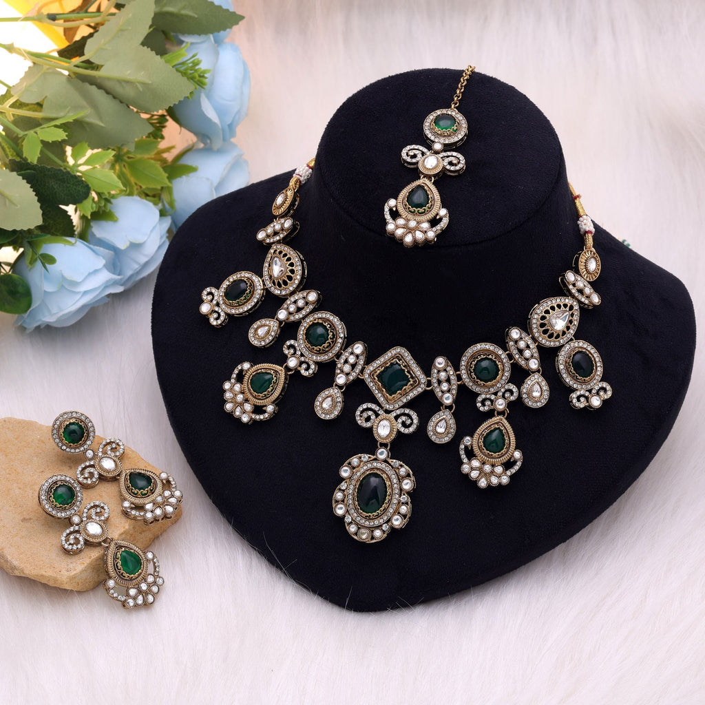 Green Color Handmade Kundan Jewellery Set