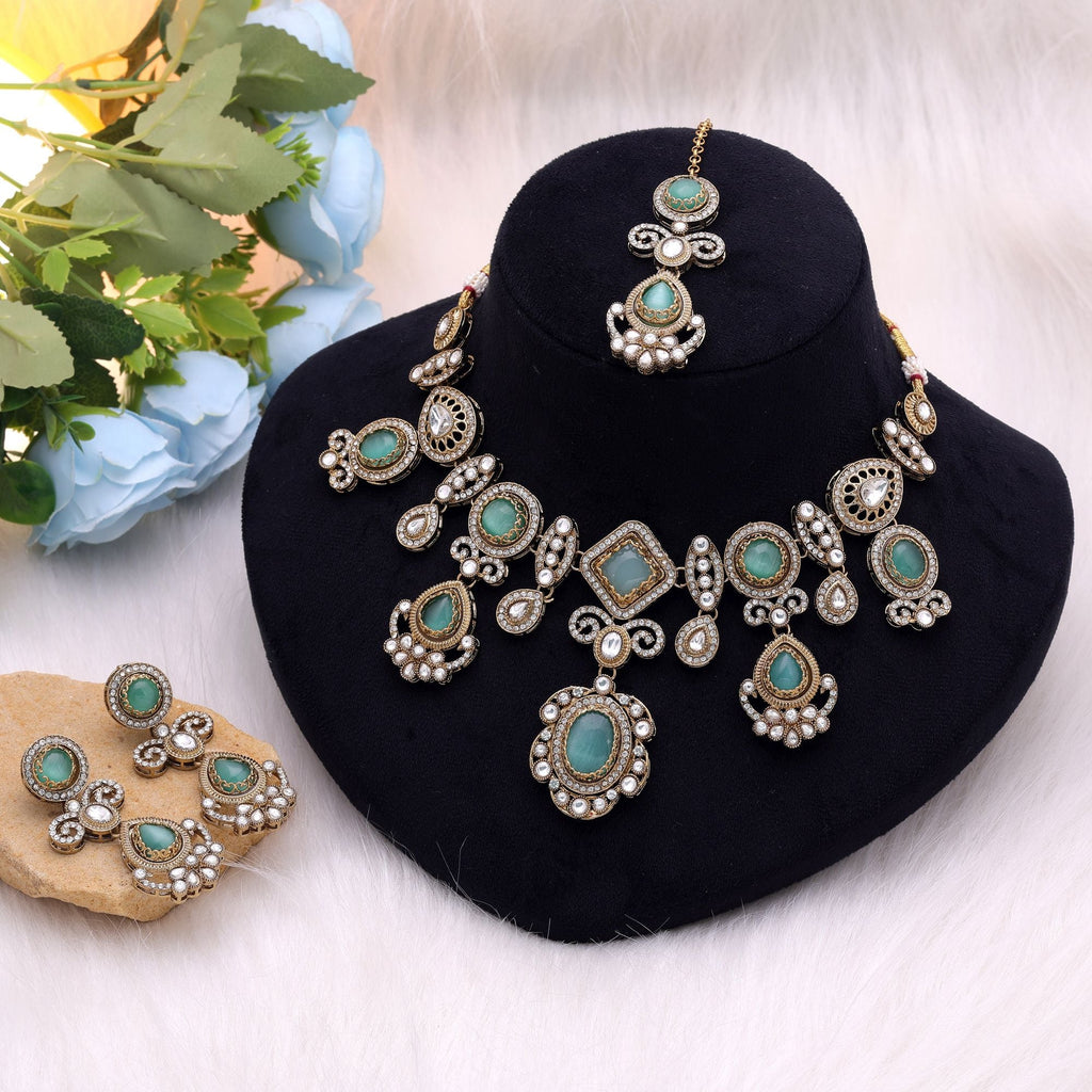 Light Green Color Traditional Kundan Jewellery Set